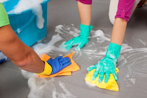 Deep cleaning service in Edgware covering kitchen and bathroom areas